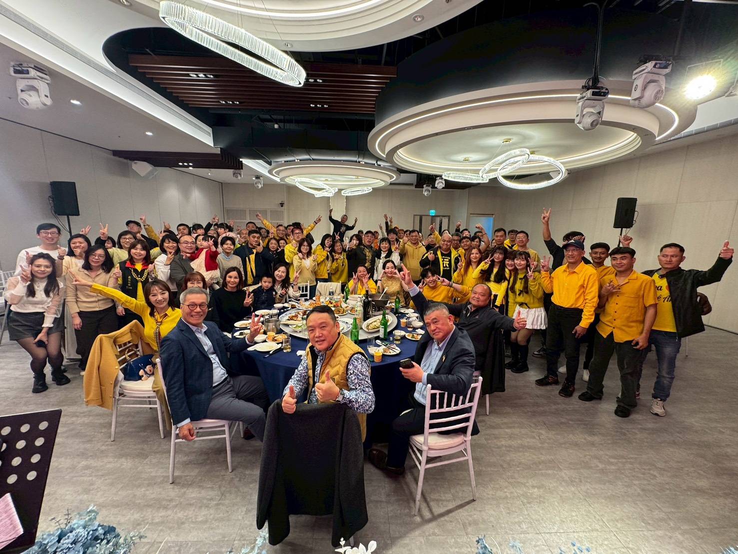 大耀建築 x 慶亞企業 x 奇麟科技 x 萬豪營造 閃耀金色之夜 尾牙聯歡晚宴